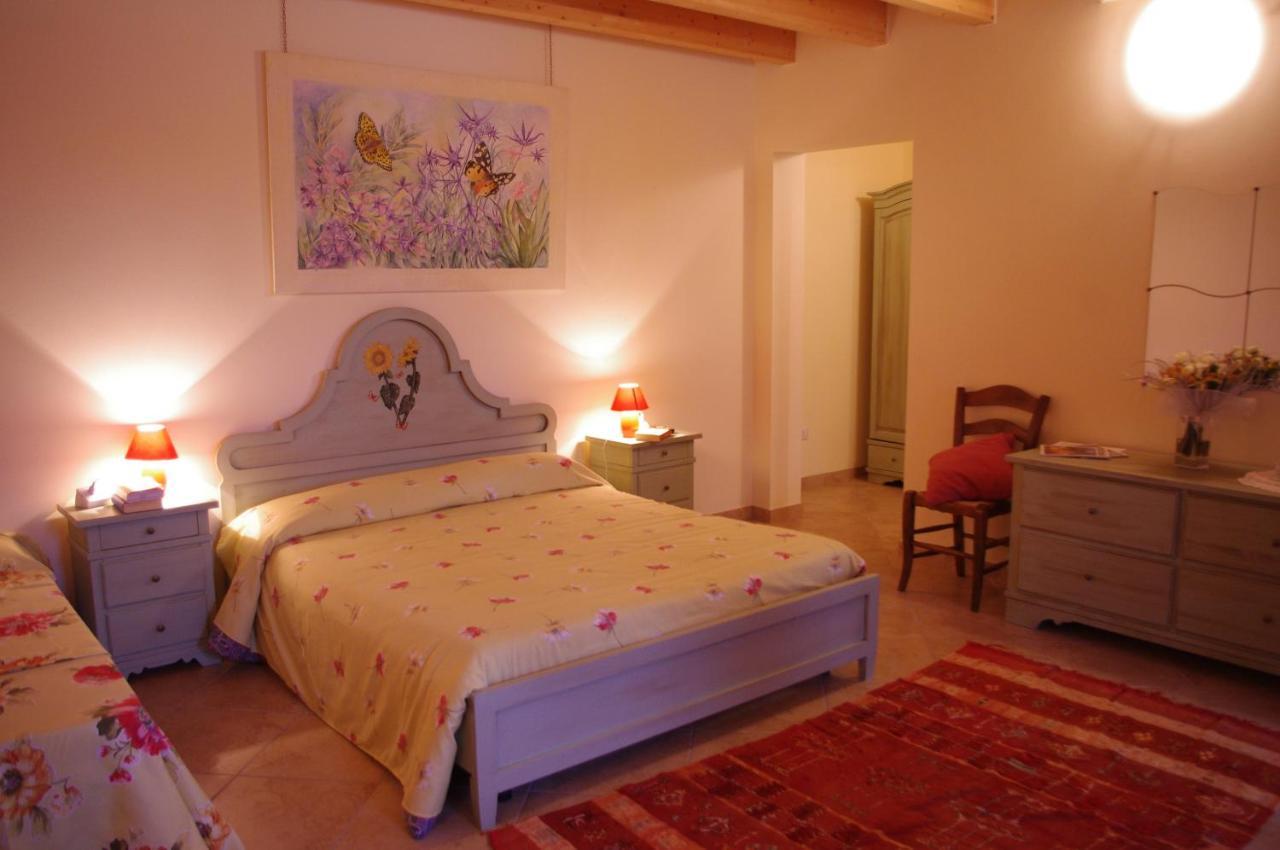 מונזמבנו Agriturismo La Casa Del Mandorlo מראה חיצוני תמונה